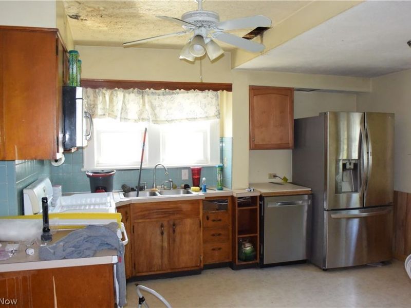 1020 Falls Avenue , Cuyahoga Falls, OH 44221 Photo 10