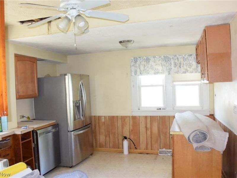 1020 Falls Avenue , Cuyahoga Falls, OH 44221 Photo 12