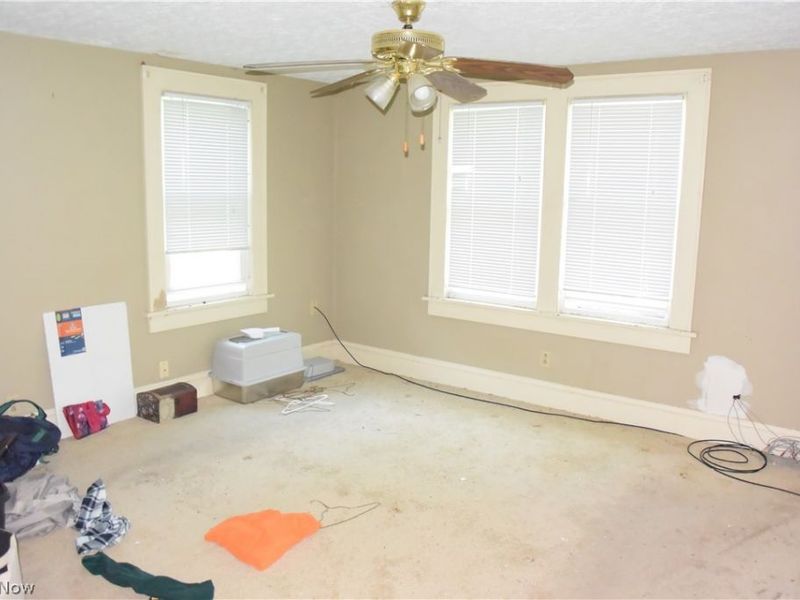 1020 Falls Avenue , Cuyahoga Falls, OH 44221 Photo 17