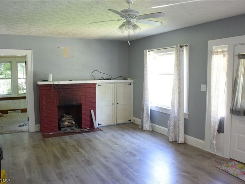 1020 Falls Avenue , Cuyahoga Falls, OH 44221 Photo 7