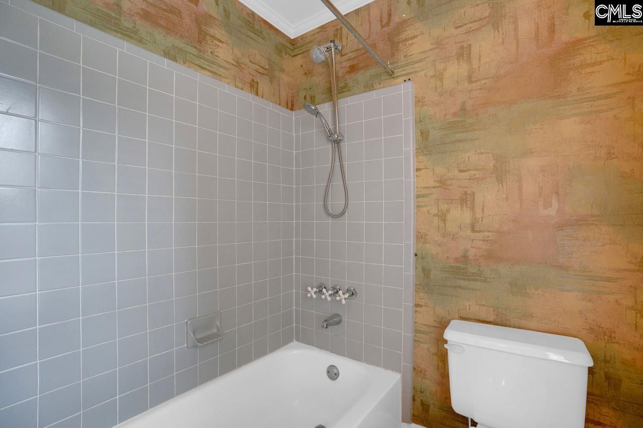 129 Steeplechase Road  Photo 41