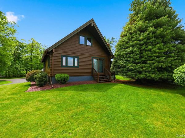 2 Linder Drive , New Paltz, NY 12561