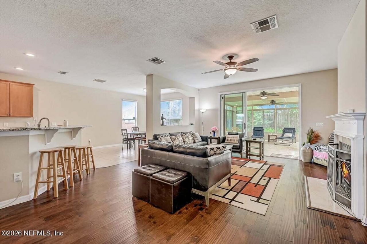 11703 Magnolia Falls Drive, Jacksonville, FL 32258 Photo