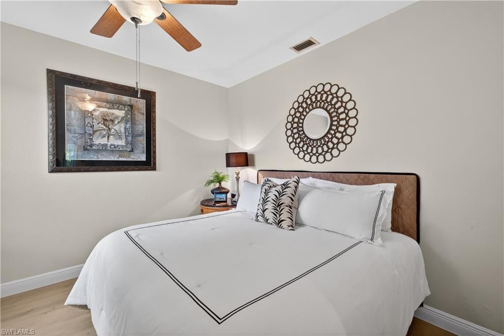 5035 Yacht Harbor Dr, Unit 103, Naples, FL 34112 Photo