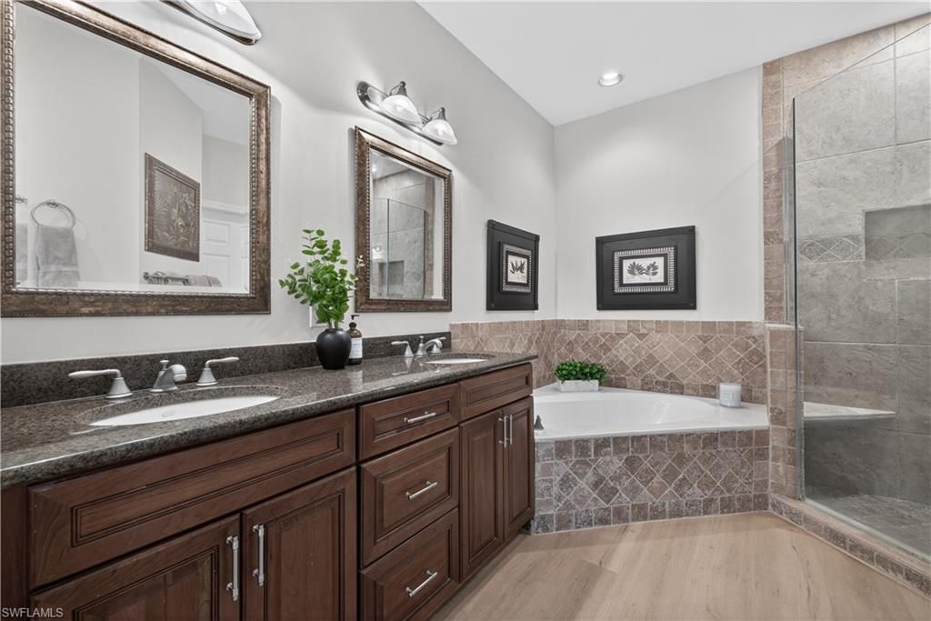 5035 Yacht Harbor Dr, Unit 103, Naples, FL 34112 Photo