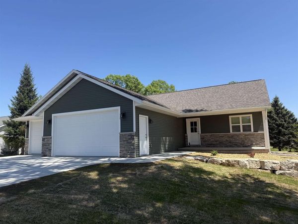 940 S PROSPECT STREET, Shawano, WI 54166