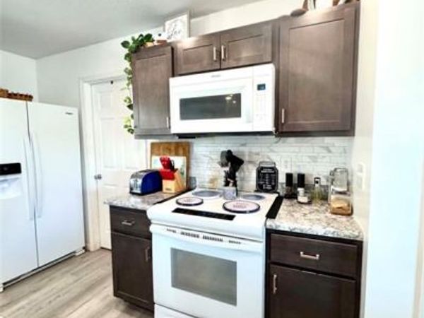 250 N Hawkins Avenue , Hannibal, MO 63401