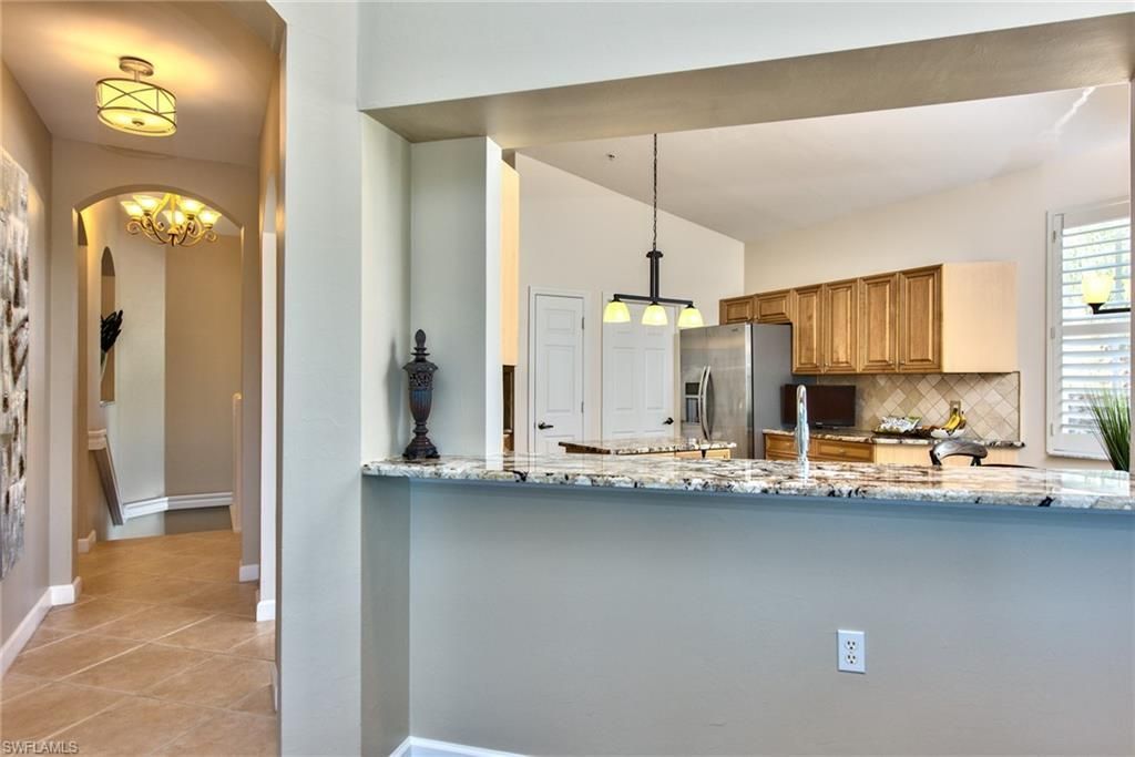 3296 Twilight Ln, Unit 6202, Naples, FL 34109 Photo