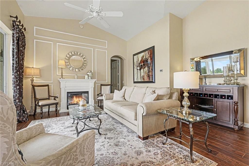 3296 Twilight Ln, Unit 6202, Naples, FL 34109 Photo