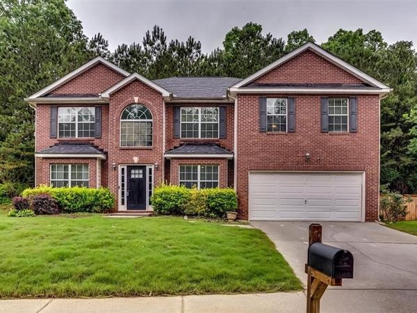 3854 Busby Mill Court , Ellenwood, GA 30294