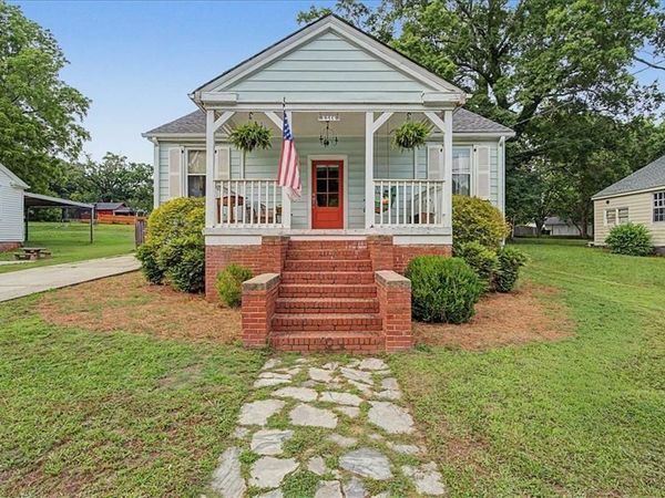 3348 Bloomfield Avenue , Clarkdale, GA 30111