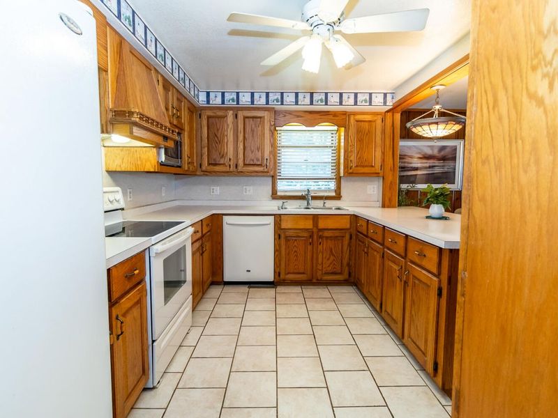 3801 West Drive, Greenville, OH 45331 Photo 13