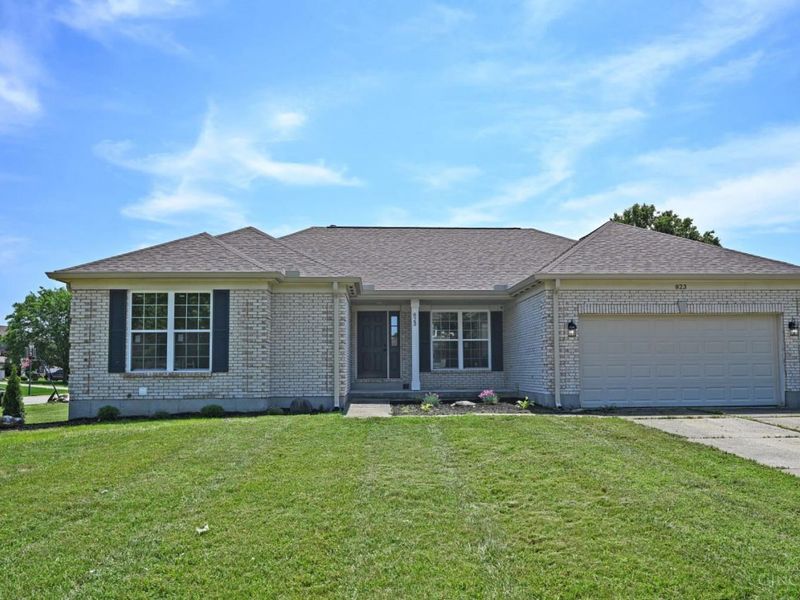 823 Autumn Court, Trenton, OH 45067 Photo 1