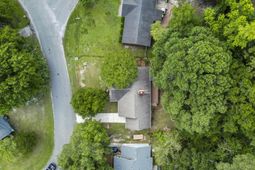 1021 Shem Creek Circle  photo 4