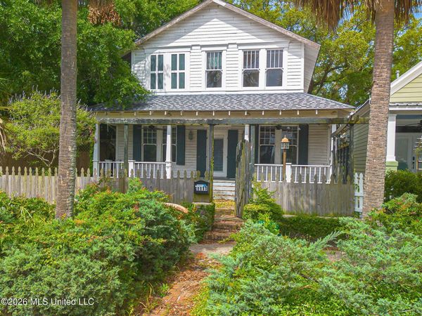 1111 31st Avenue, Gulfport, MS 39501