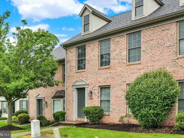 305 SADDLE RIDGE COURT, HARRISBURG, PA 17110