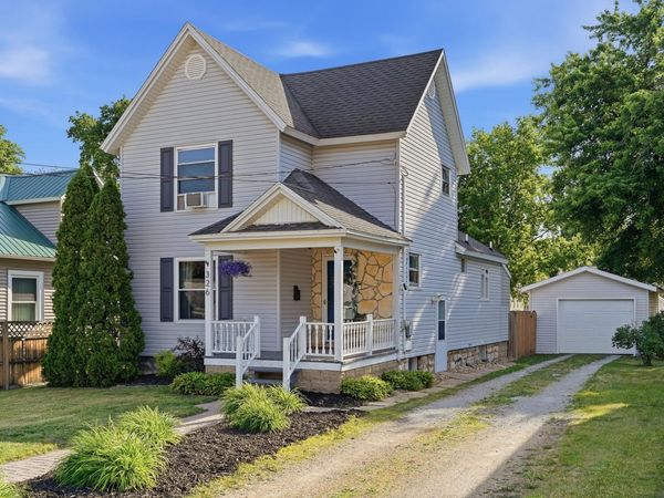326 Logan Avenue, DIXON, IL 61021