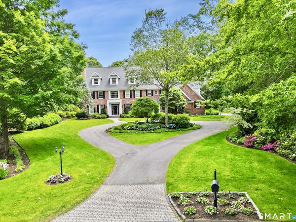 21 Williamsburg, Avon, CT 06001