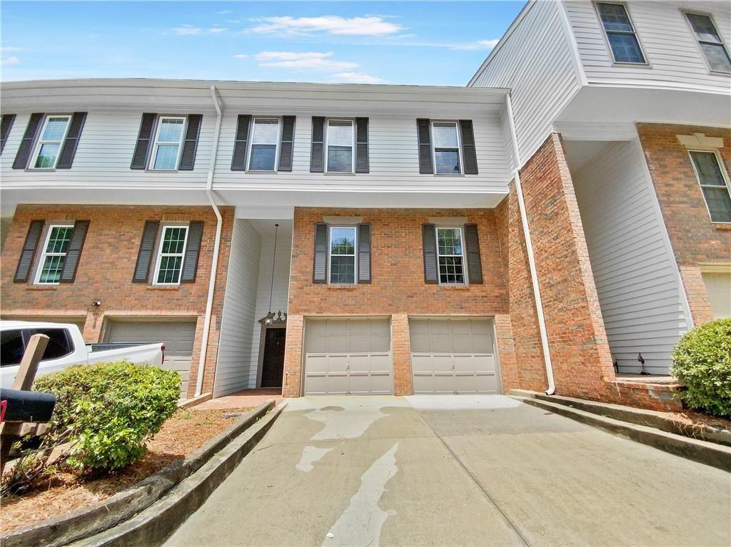 502 Brandywine Circle, Atlanta, GA 30350 Main Photo