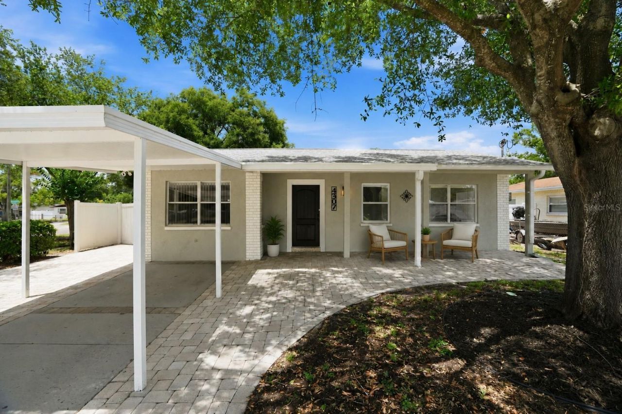 4307 W Wisconsin Court, Tampa, FL 33616 Main Photo