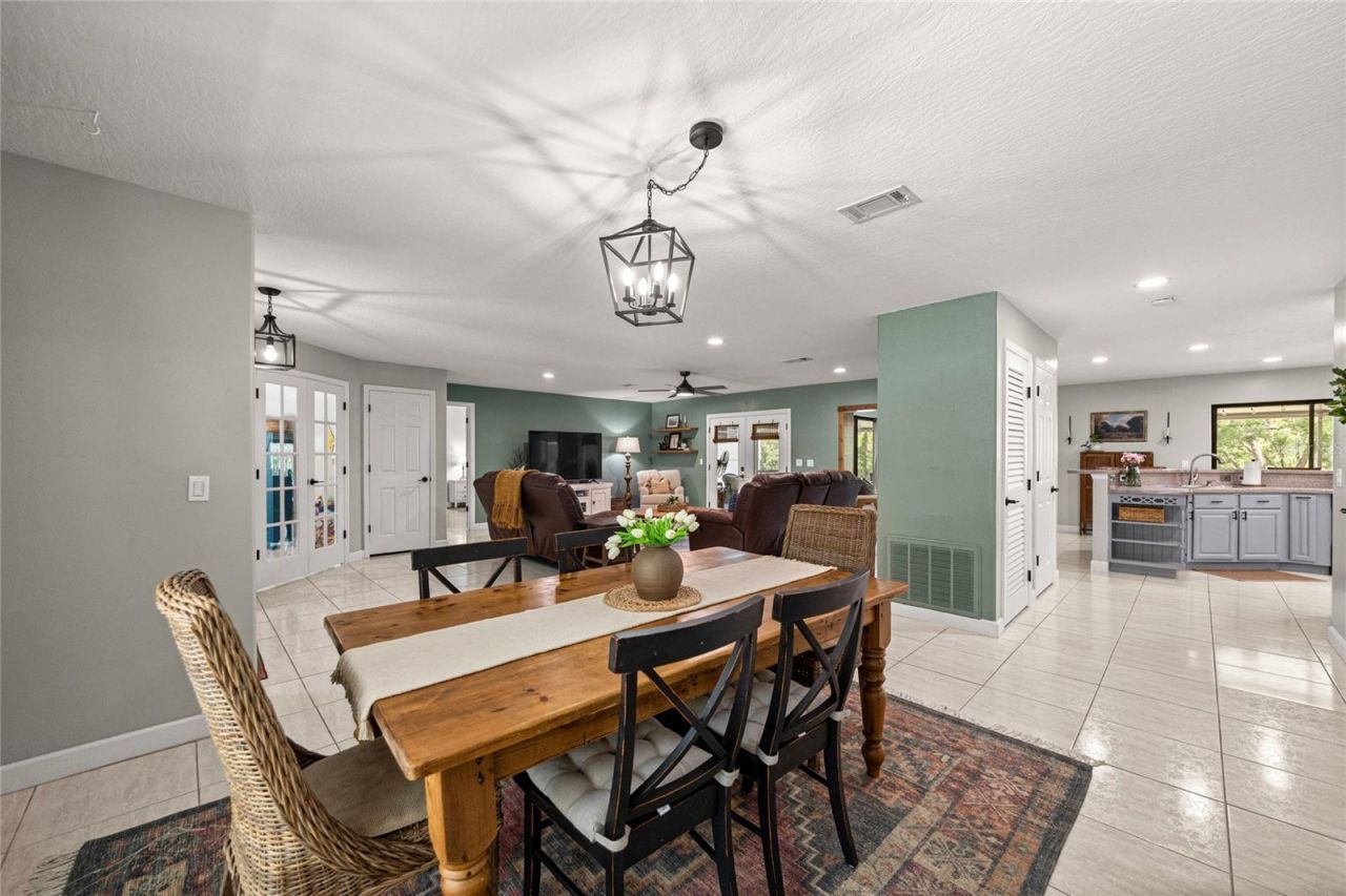 2301 E Mary Lue Street, Inverness, FL 34453 Photo