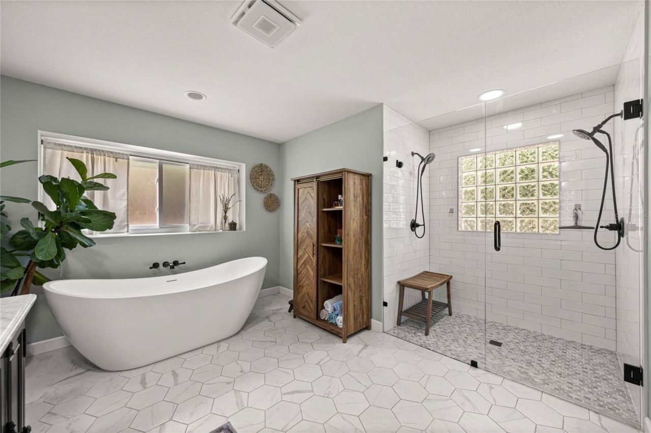 2301 E Mary Lue Street, Inverness, FL 34453 Photo