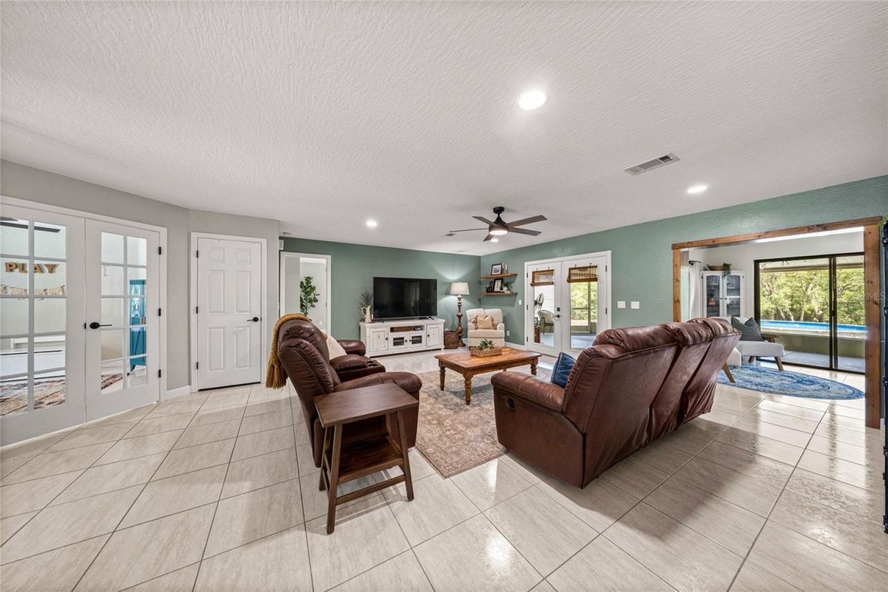 2301 E Mary Lue Street, Inverness, FL 34453 Photo