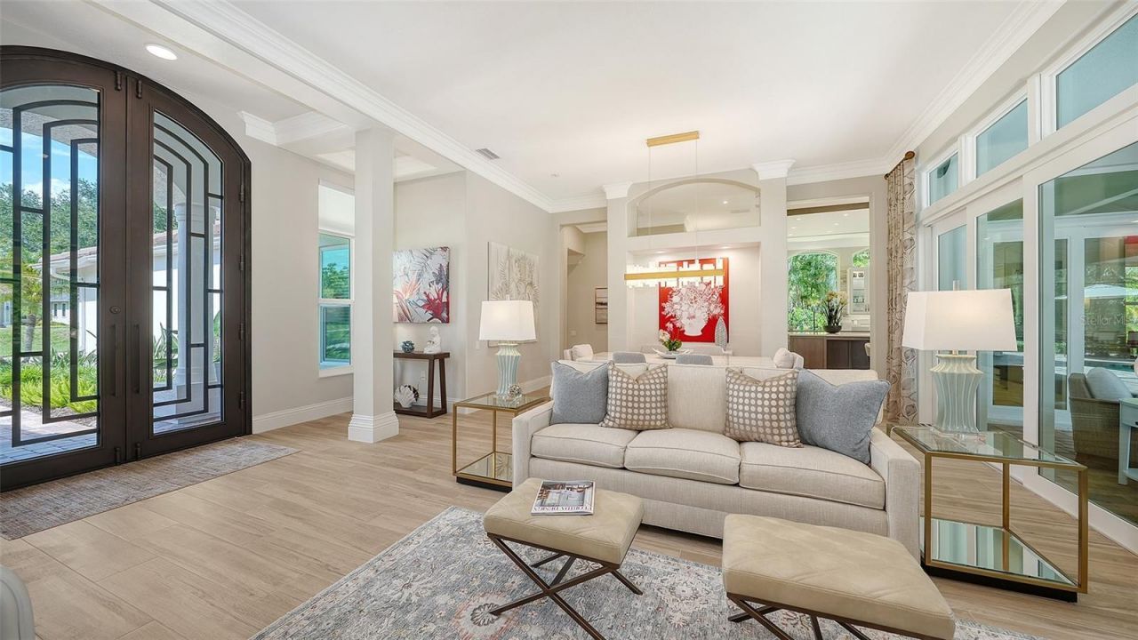 10010 Clubhouse Drive, Lakewood Ranch, FL 34202 Photo