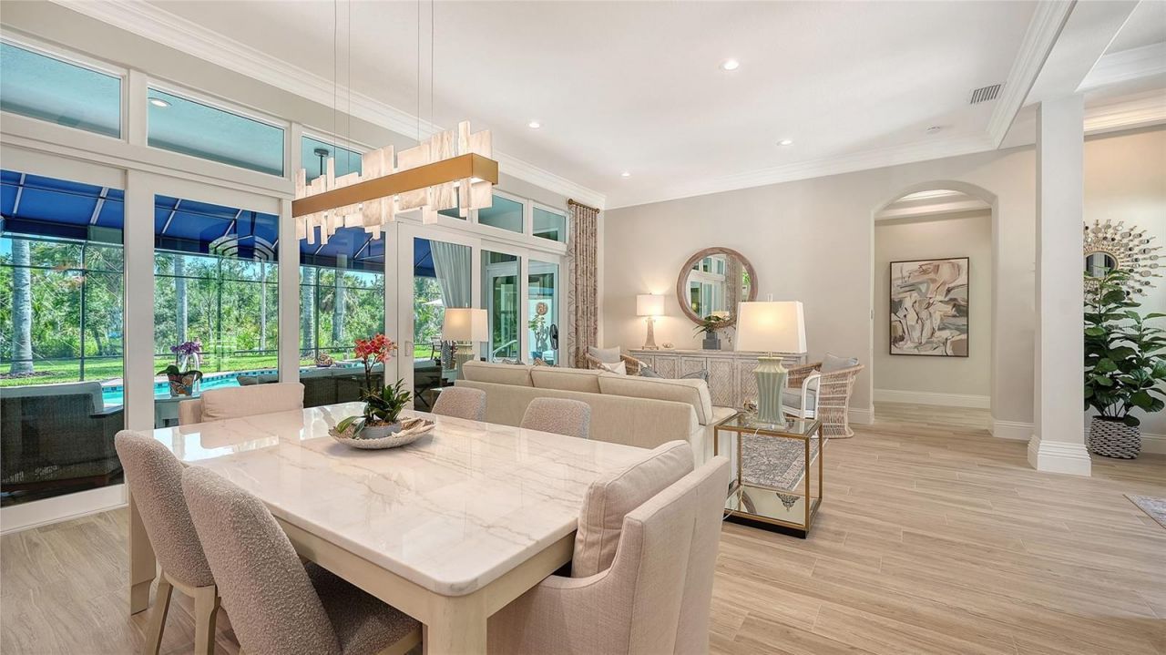 10010 Clubhouse Drive, Lakewood Ranch, FL 34202 Photo