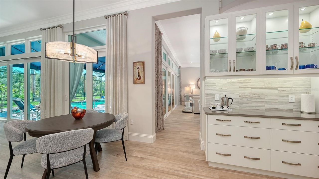 10010 Clubhouse Drive, Lakewood Ranch, FL 34202 Photo