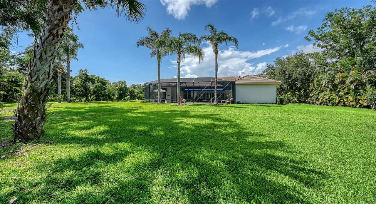 10010 Clubhouse Drive, Lakewood Ranch, FL 34202 Photo