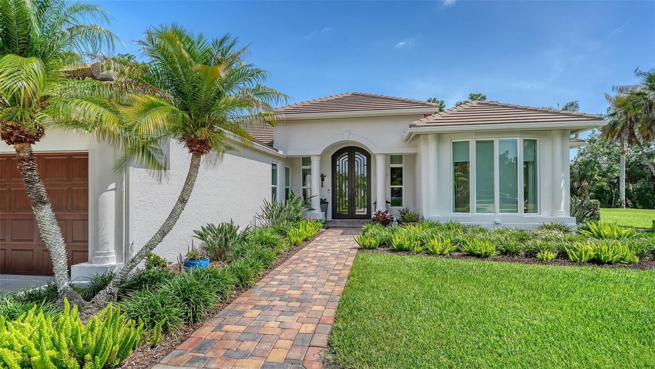 10010 Clubhouse Drive, Lakewood Ranch, FL 34202 Photo