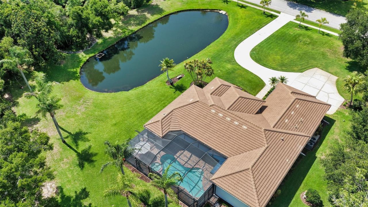 10010 Clubhouse Drive, Lakewood Ranch, FL 34202 Photo
