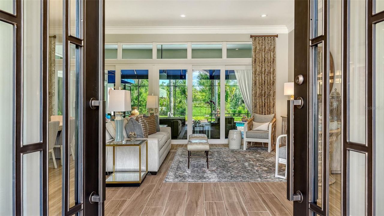 10010 Clubhouse Drive, Lakewood Ranch, FL 34202 Photo