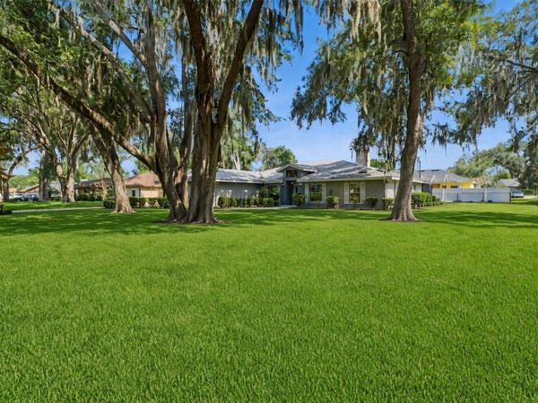 2610 TWELVE POINT DRIVE, LAKELAND, FL 33811