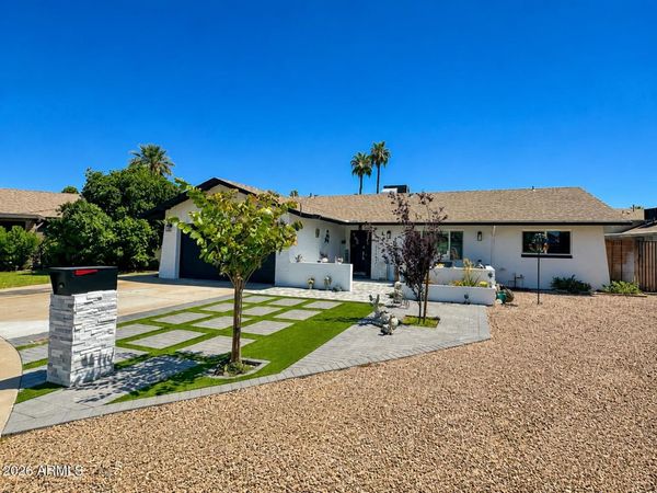 7621 N 48TH Drive, Glendale, AZ 85301