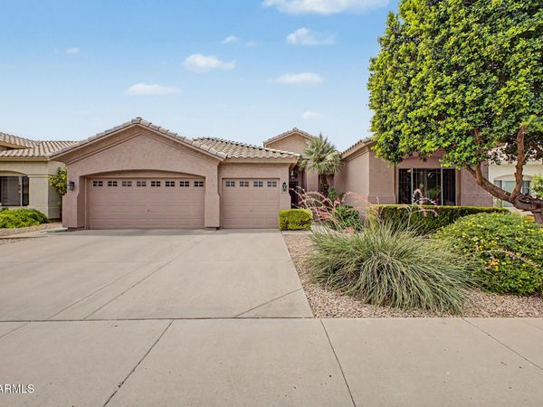 1973 E DIVOT Drive, Tempe, AZ 85283