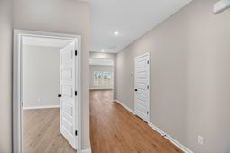 106 Archers Bay Street photo 4