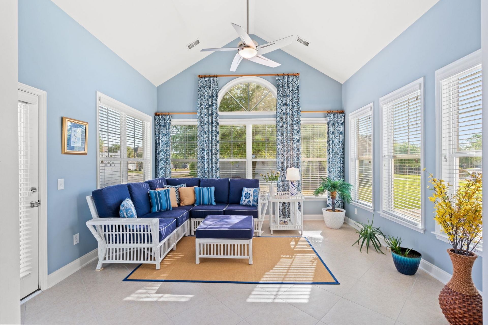 3907 Bay Pines Ct.  Photo 4