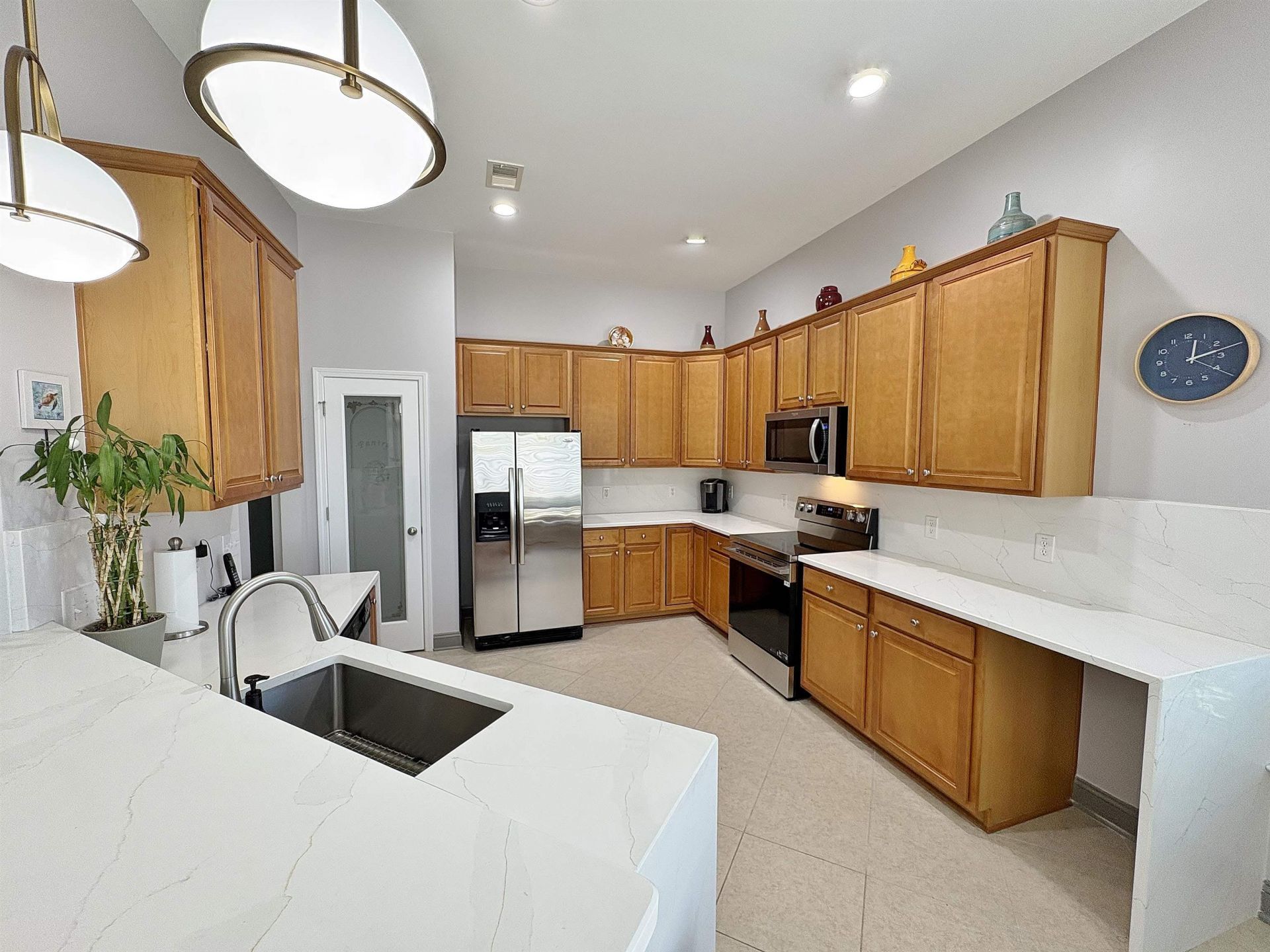 3907 Bay Pines Ct.  Photo 9