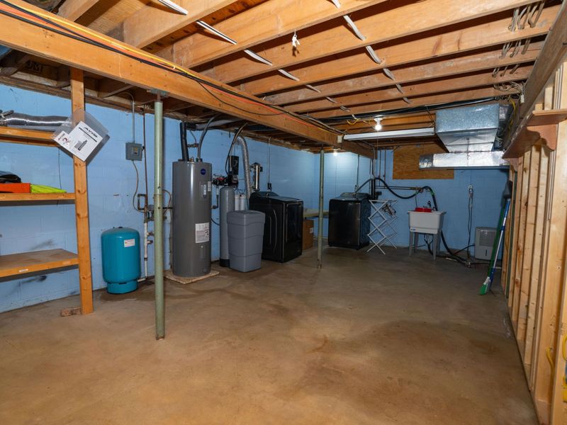 6126 Knollwood Road, Springfield, OH 45502 Photo 31