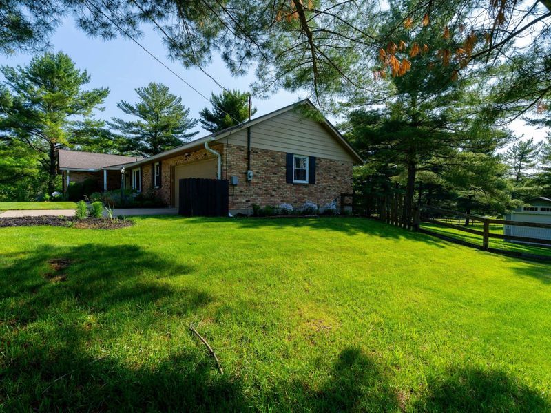6126 Knollwood Road, Springfield, OH 45502 Photo 5