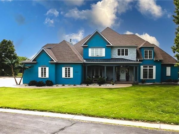 13107 Redbud Boulevard, St Joseph, MO 64505