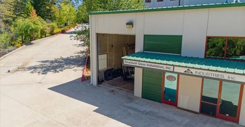 11952 Charles Dr, Grass Valley, CA 95945 Photo