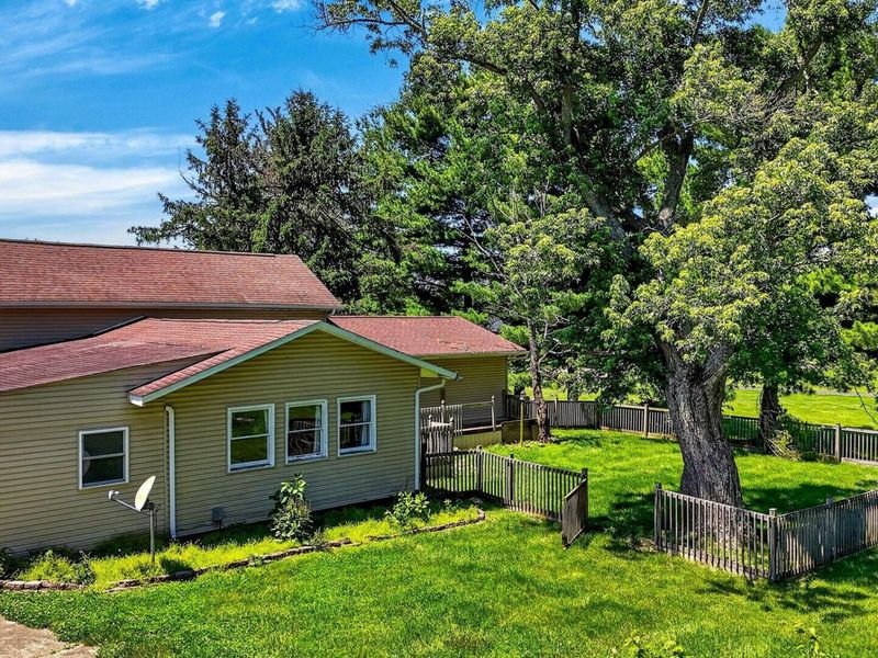 5240 Lithopolis Winchester Road NW, Canal Winchester, OH 43110 Photo 5