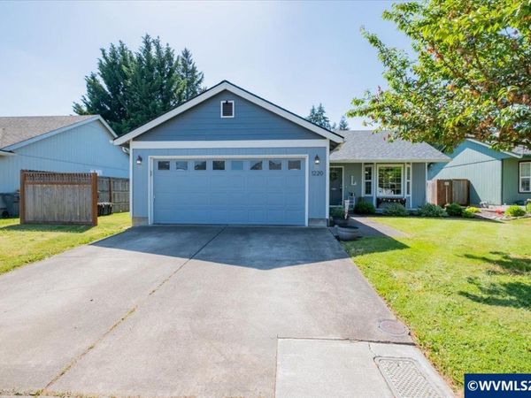 1220 40th Av, Sweet Home, OR 97386