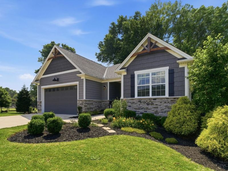 6703 Daniels Walk, Cincinnati, OH 45233 Photo 2