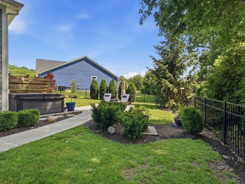 6703 Daniels Walk, Cincinnati, OH 45233 Photo 32