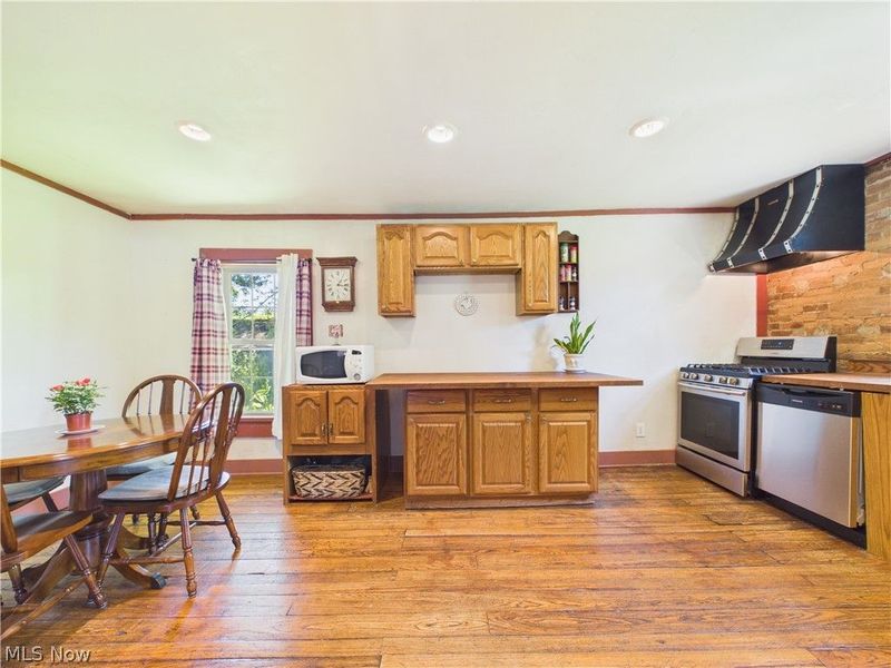 2934 College Street , Austinburg, OH 44010 Photo 6