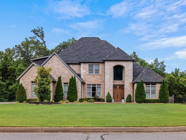 1479 Le Chesnay Drive, Centerton, AR 72719